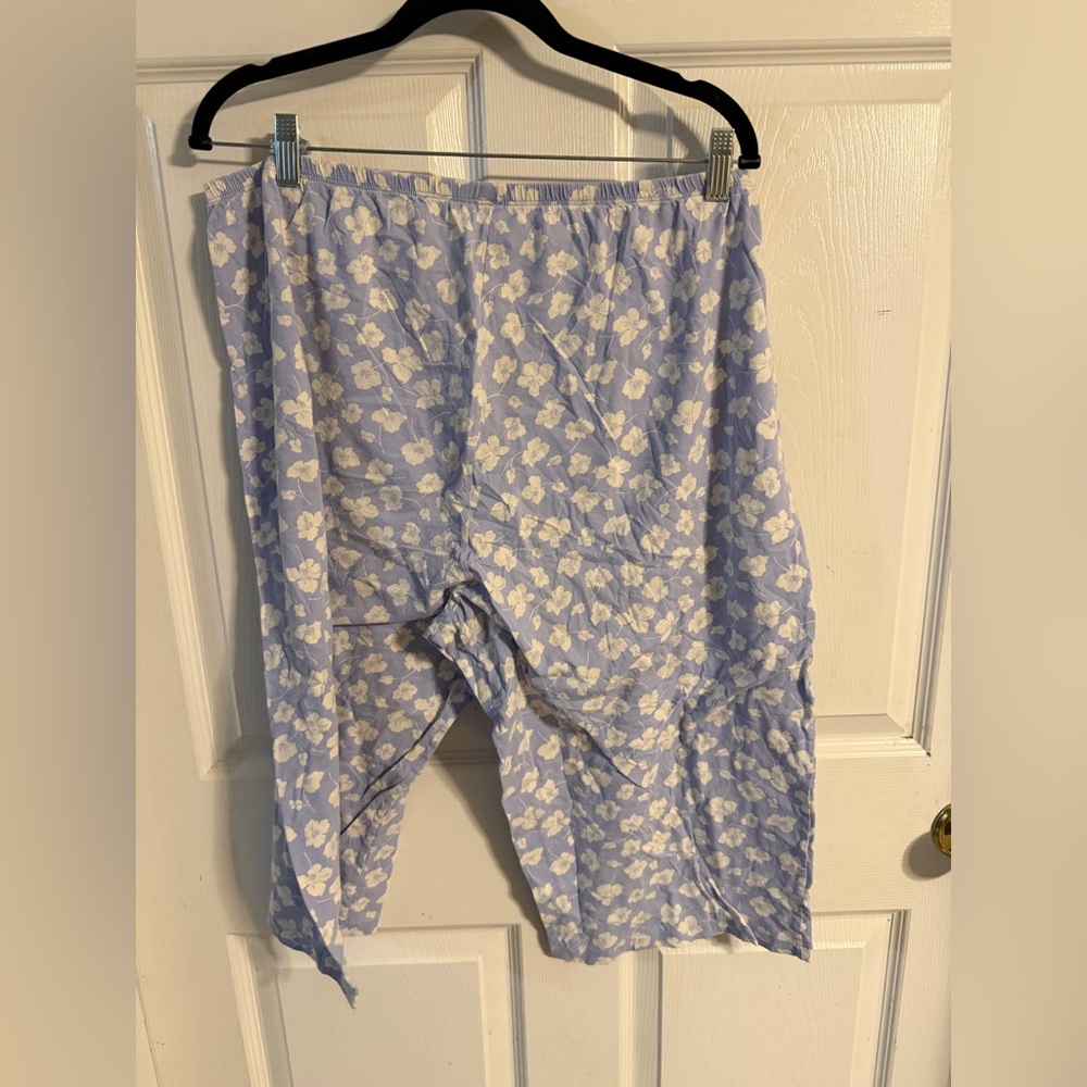 Lauren Ralph Lauren Light Blue Floral Pajama Top - Picture 4 of 6